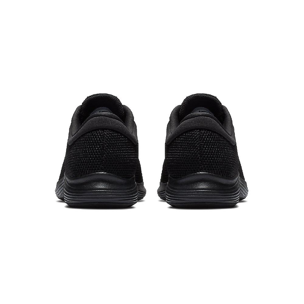 nike revolution 4 black shoes